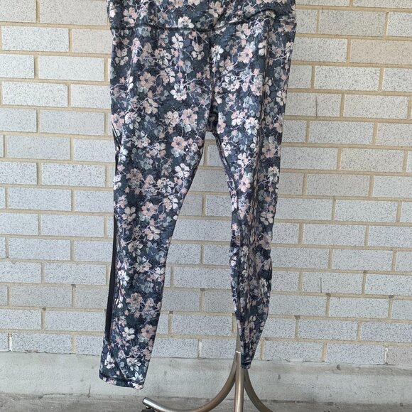 RBX SPORT WORKOUT LEGGINGS FLORAL AND MESH SIZE XXL  95% POLYESTER 5% SPANDEX - Picture 1 of 13